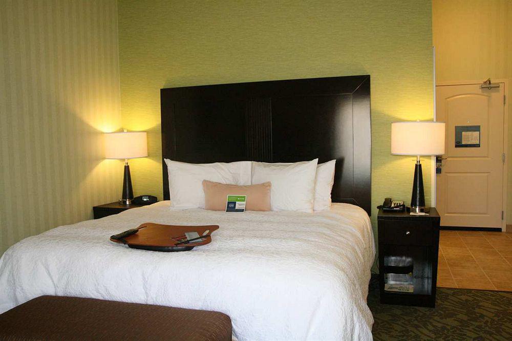Hampton Inn Detroit Roseville Clinton Township Quarto foto