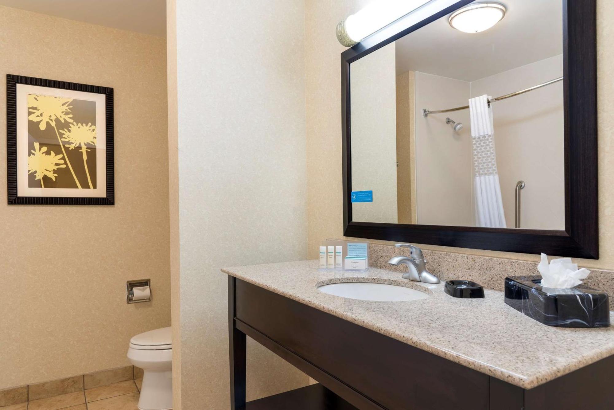 Hampton Inn Detroit Roseville Clinton Township Exterior foto